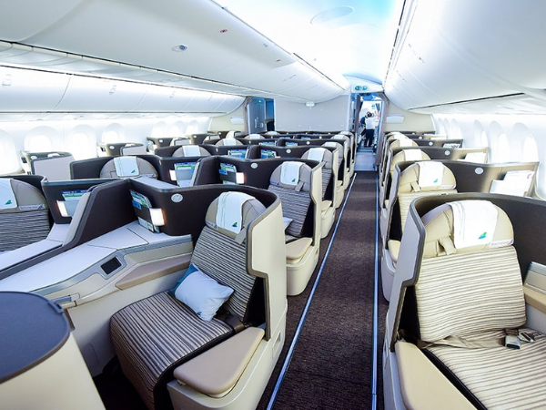 Khoang ghế Hạng Thương gia của Bamboo Airways